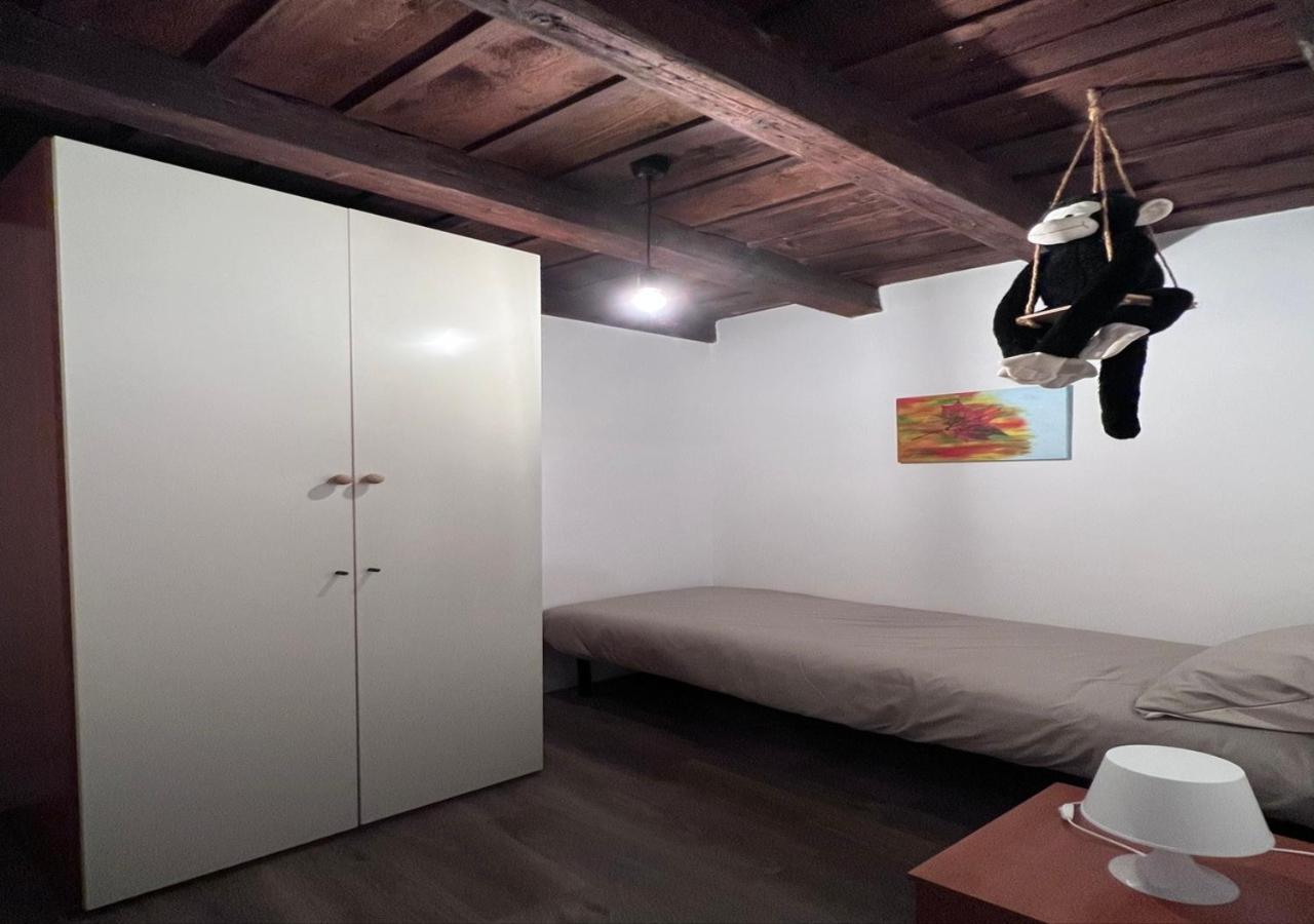 Monkey House Верона Экстерьер фото
